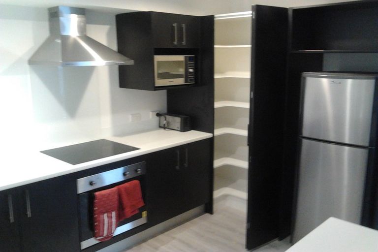 Photo of property in 70d Elizabeth Street, Riccarton, Christchurch, 8041