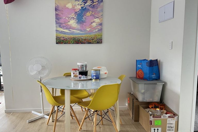 Photo of property in 56 Walworth Avenue, Pakuranga Heights, Auckland, 2010