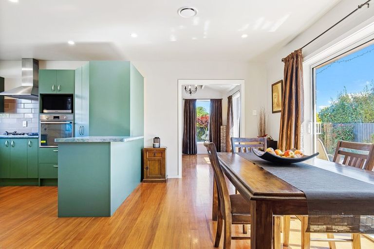 Photo of property in 6 Doncaster Street, Sockburn, Christchurch, 8042