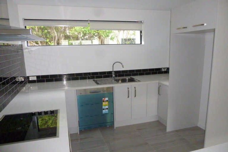 Photo of property in 2/40 Brockworth Place, Riccarton, Christchurch, 8011