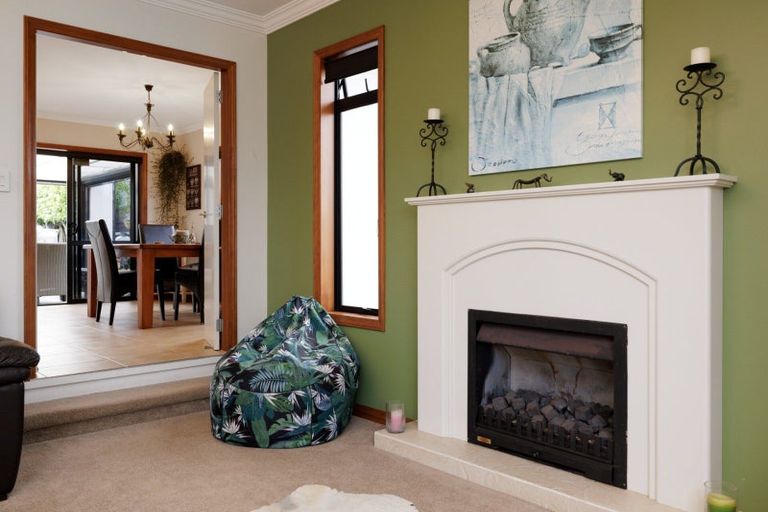 Photo of property in 24 Ohope Place, Papamoa Beach, Papamoa, 3118