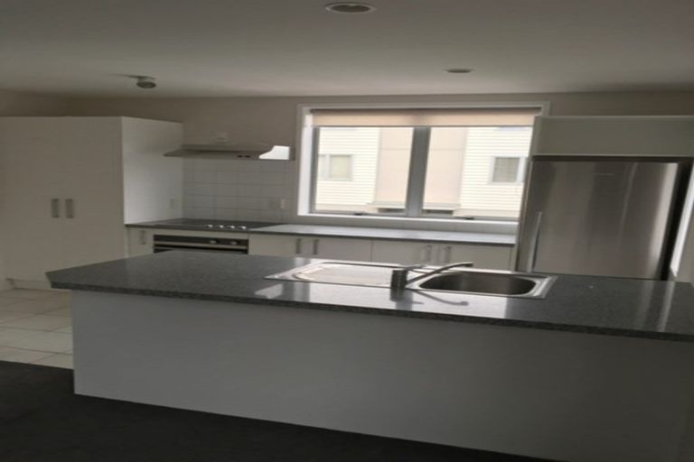 Photo of property in 304/252 Centreway Road, Orewa, 0931