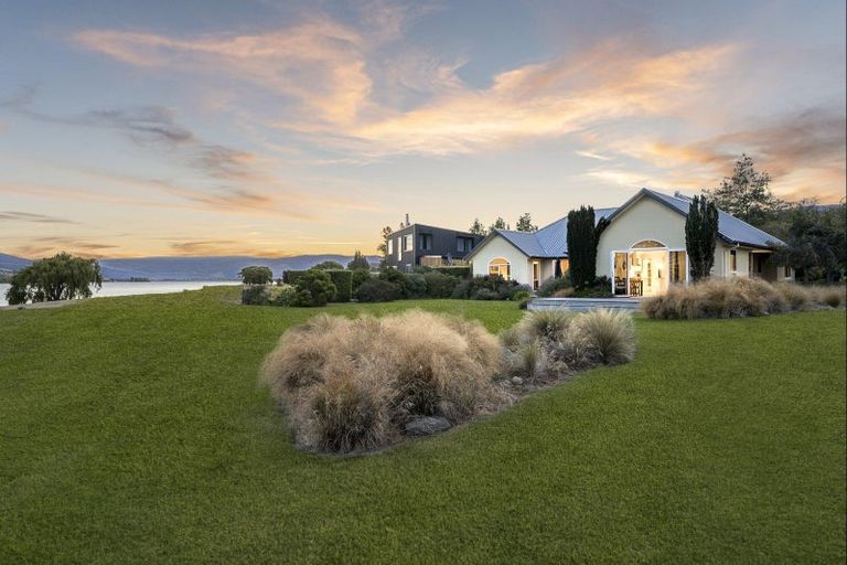 Photo of property in 16 Wakefield Lane, Mount Pisa, Cromwell, 9383