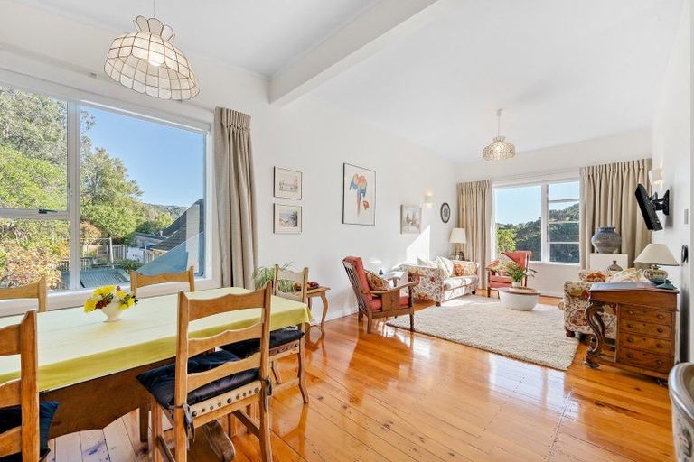 Photo of property in 22 Jackson Street, Island Bay, Wellington, 6023