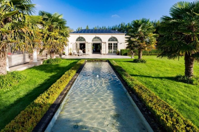 Photo of property in 472 Pound Road, Yaldhurst, Christchurch, 7676