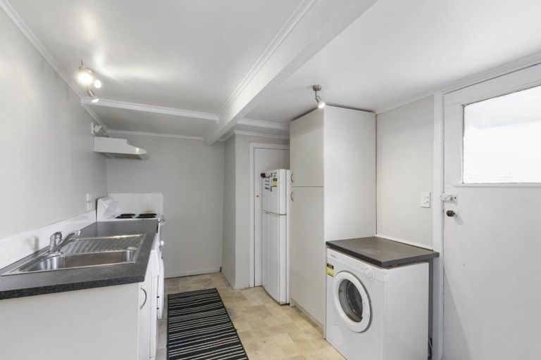 Photo of property in 16 Princess Street, Newtown, Wellington, 6021