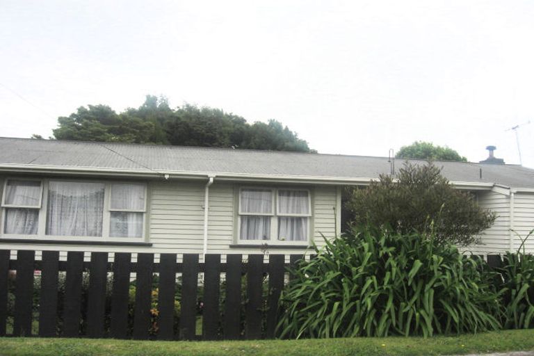 Photo of property in 13 Cameron Road, Te Puke, 3119