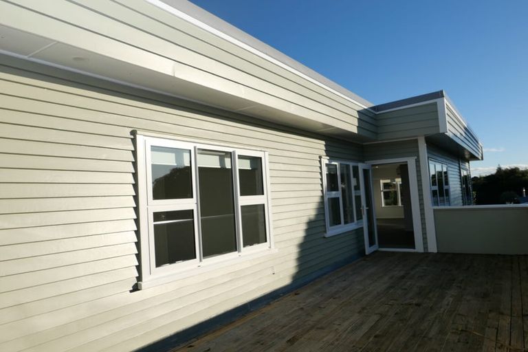 Photo of property in 14 Hillcrest Road, Raumati South, Paraparaumu, 5032