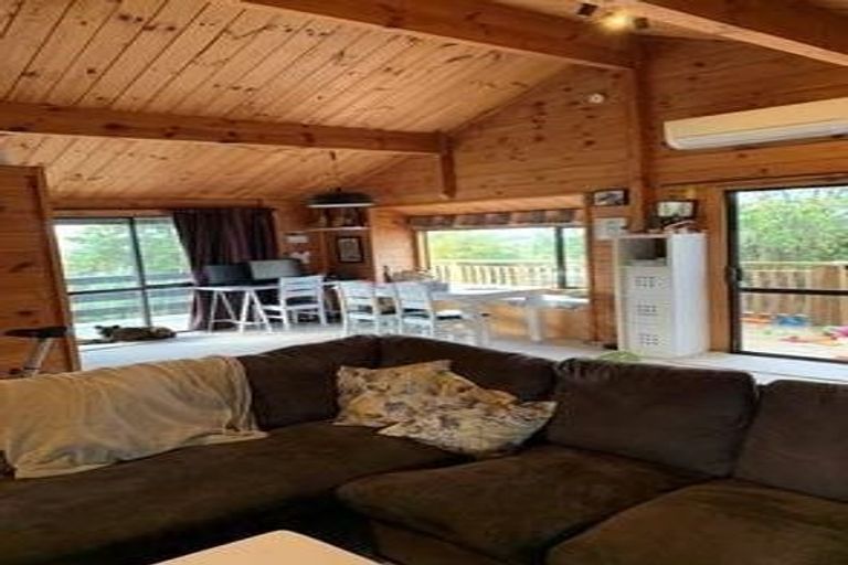 Photo of property in 109 West Harbour Drive, West Harbour, Auckland, 0618