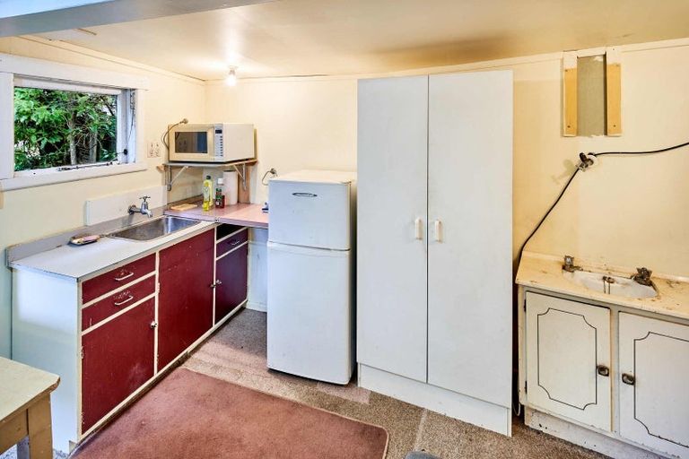 Photo of property in 12 Avian Road, Blue Mountains, Upper Hutt, 5371