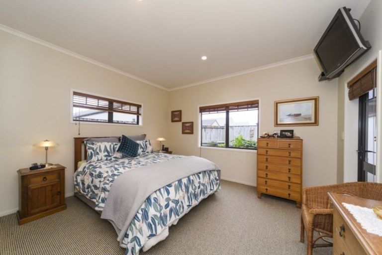 Photo of property in 45 Fitchett Street, Palmerston North, 4410
