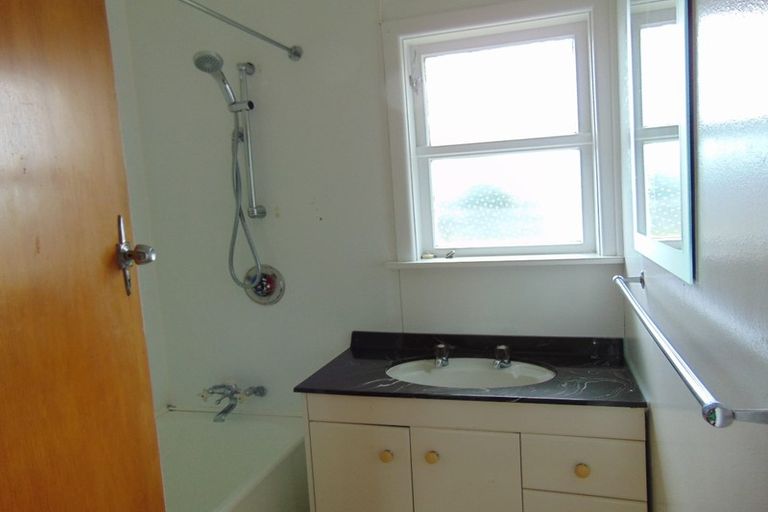 Photo of property in 17 Downing Avenue, Pirimai, Napier, 4112