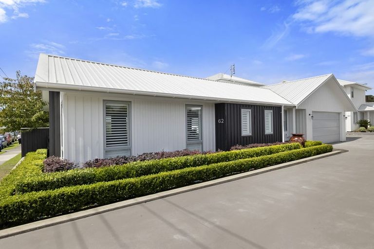 Photo of property in 62 Pendarves Street, New Plymouth, 4310