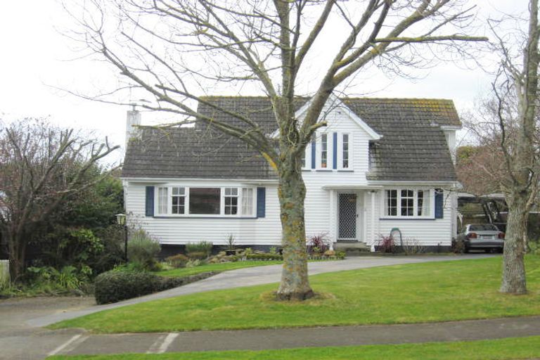 Photo of property in 34 Chester Street, Levin, 5510