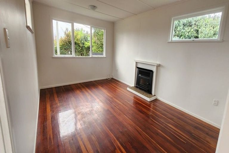 Photo of property in 292 Birkdale Road, Birkdale, Auckland, 0626