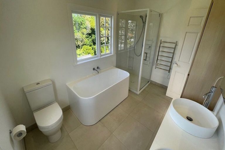 Photo of property in 66 Simla Crescent, Khandallah, Wellington, 6035