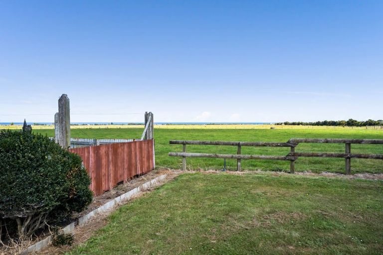 Photo of property in 4923 South Road, Opunake, 4681