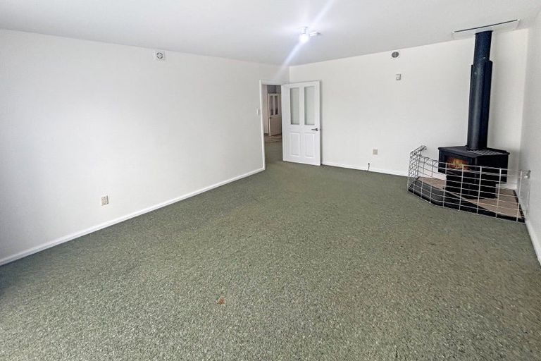 Photo of property in 7 Brockenhurst Street, Aranui, Christchurch, 8061