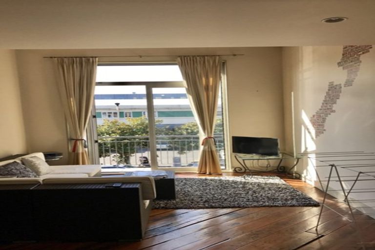Photo of property in 1b/6 Kingdon Street, Newmarket, Auckland, 1023