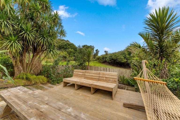 Photo of property in 99 Waitea Road, Muriwai, Waimauku, 0881