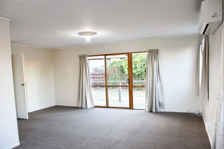 Photo of property in 33 Caernarvon Drive, Flaxmere, Hastings, 4120