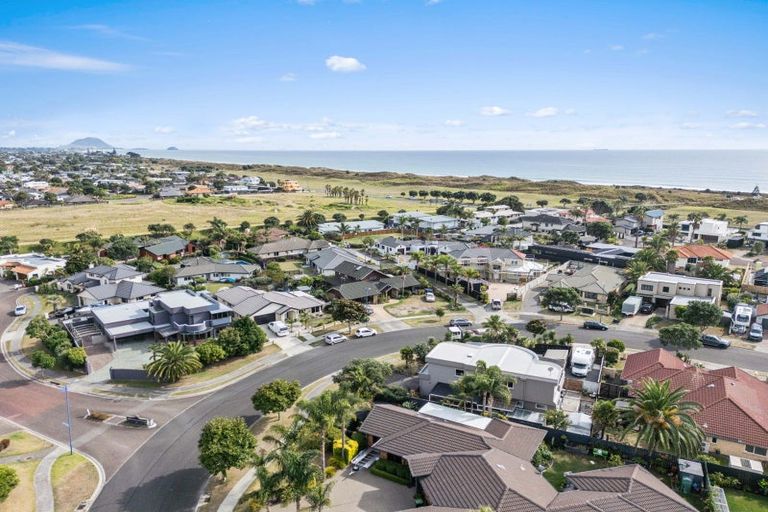 Photo of property in 15 Seychelles Drive, Papamoa Beach, Papamoa, 3118