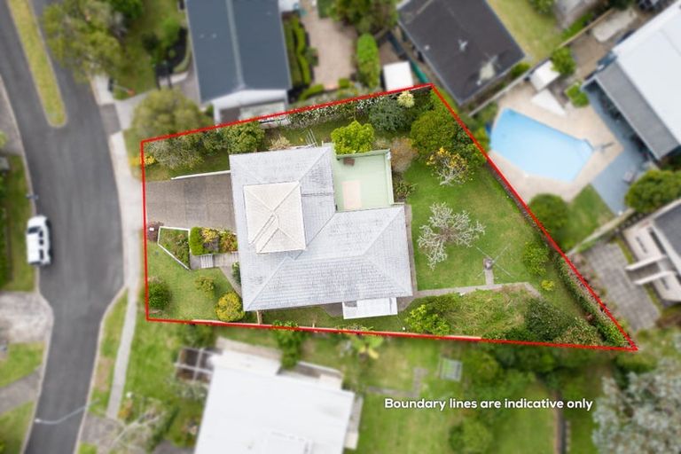 Photo of property in 4 The Anchorage, Sunnyhills, Auckland, 2010