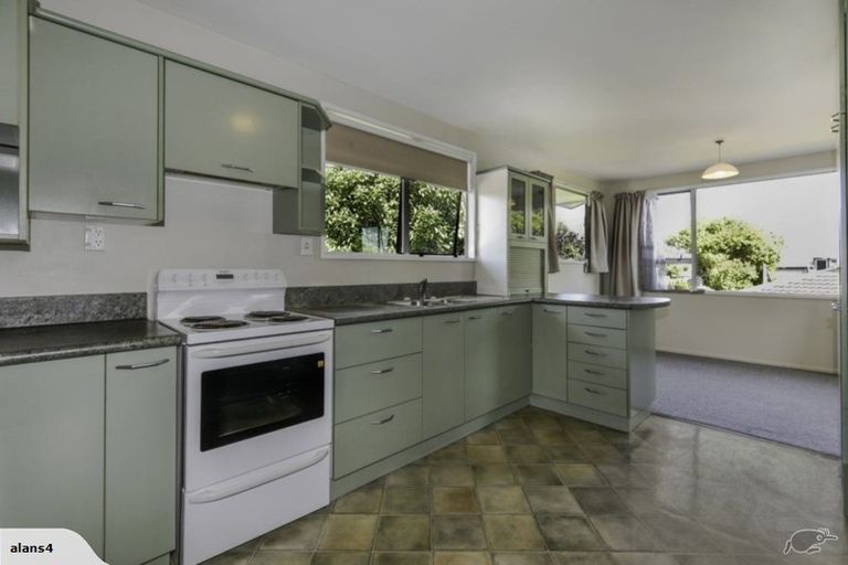 Photo of property in 2/33 Northfield Road, Casebrook, Christchurch, 8051