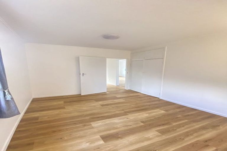 Photo of property in 53 Walmer Road, Point Chevalier, Auckland, 1022