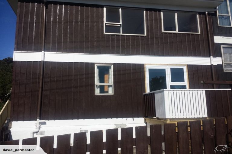 Photo of property in 1/12 Thornley Street, Titahi Bay, Porirua, 5022