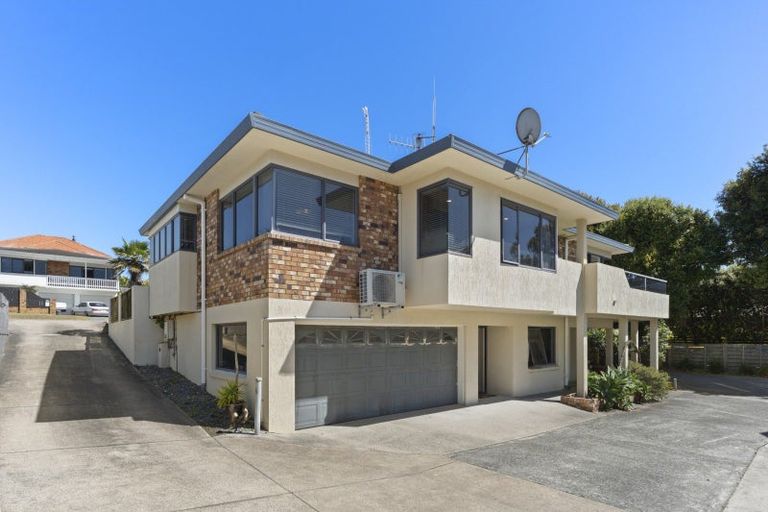 Photo of property in 71a Oceanview Road, Mount Maunganui, 3116