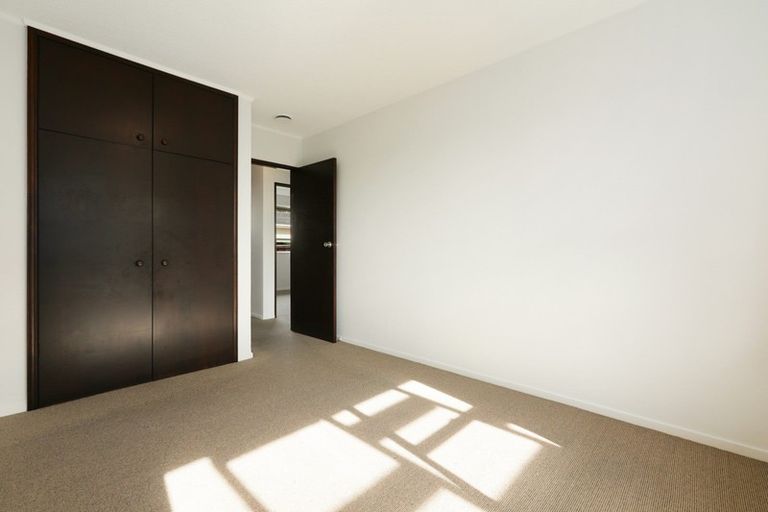 Photo of property in 1/39 Chipping Lane, Redwood, Christchurch, 8051