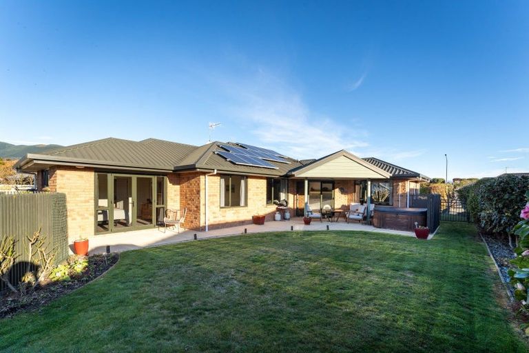 Photo of property in 16 Kendall View, Stoke, Nelson, 7011