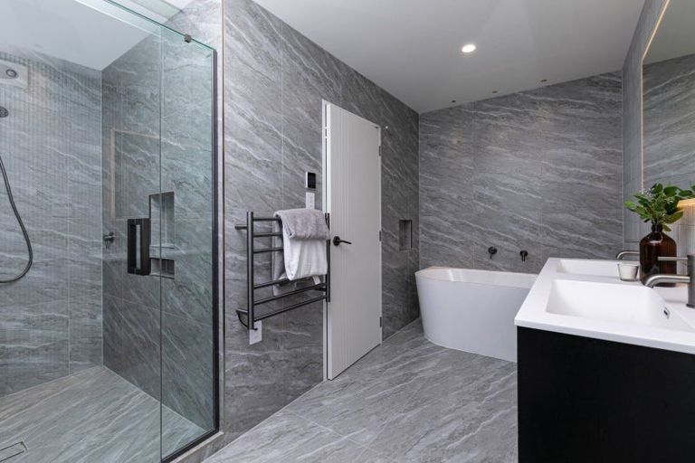 Photo of property in 6c Ringwood Street, Torbay, Auckland, 0630