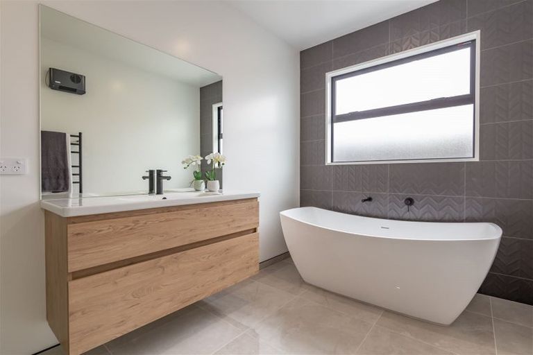 Photo of property in 17 Talon Drive, Rolleston, 7615