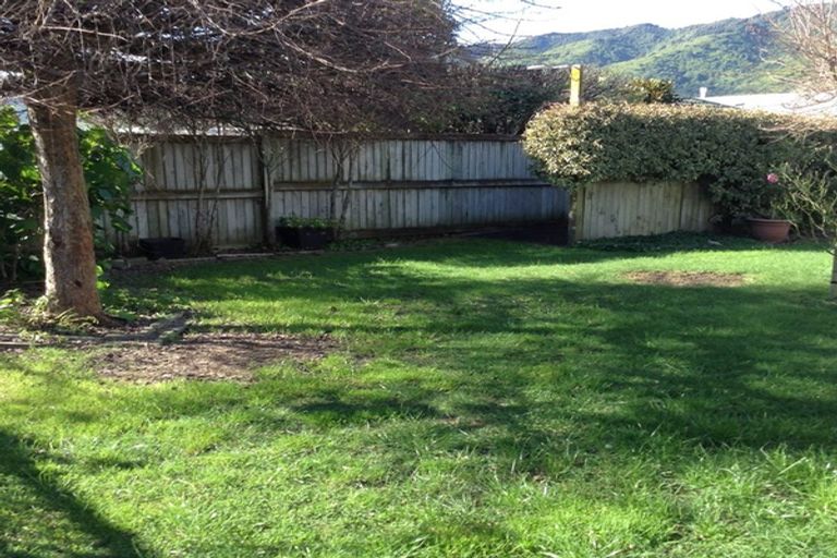 Photo of property in 45 Kapanui Road, Waikanae, 5036