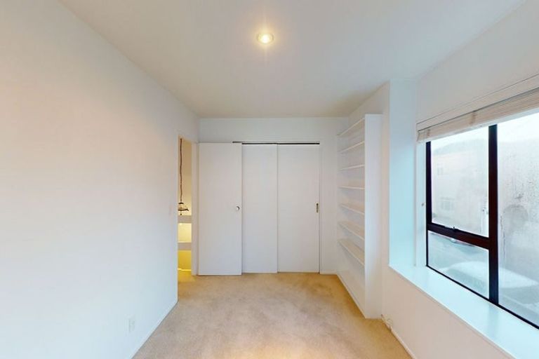 Photo of property in 12 George Street, Thorndon, Wellington, 6011