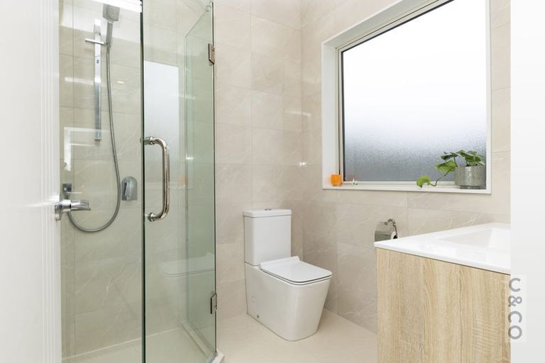 Photo of property in 14 Dinning Road, Riverhead, 0820