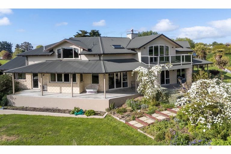 Photo of property in 23 Sherratt Road, Geraldine Downs, Geraldine, 7991