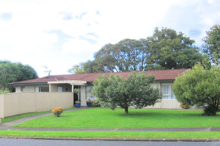 Photo of property in 142 Bramley Drive, Farm Cove, Auckland, 2012