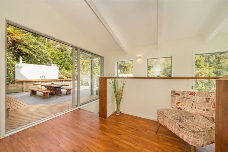 Photo of property in 217 Katherine Mansfield Drive, Whitemans Valley, Upper Hutt, 5371