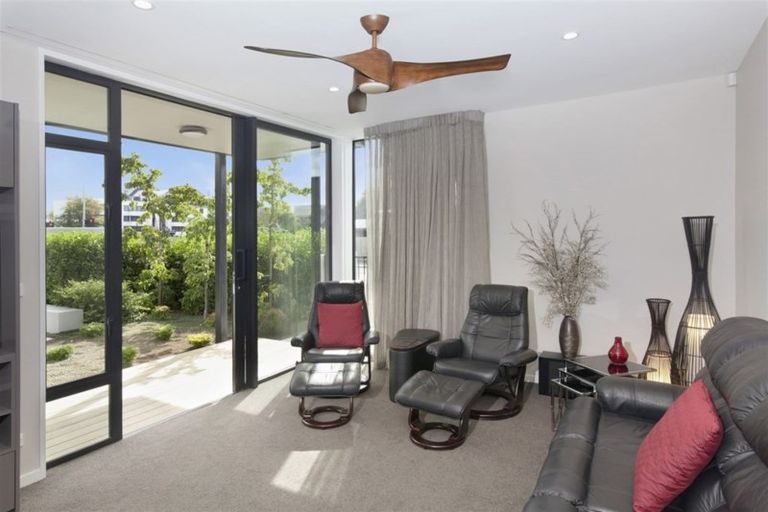 Photo of property in 1/50 Kilmore Street, Christchurch Central, Christchurch, 8013