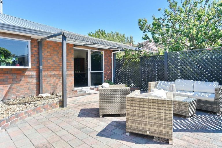 Photo of property in 46 Radiata Avenue, Parklands, Christchurch, 8083