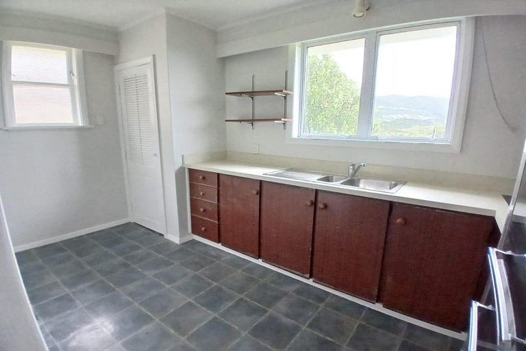 Photo of property in 56 Tarawera Road, Johnsonville, Wellington, 6037