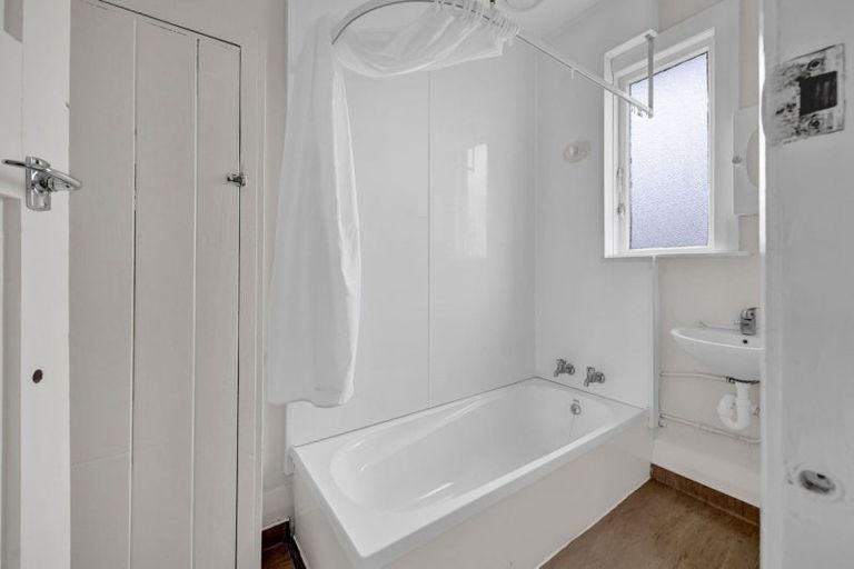 Photo of property in 40 Waihi Road, Hawera, 4610