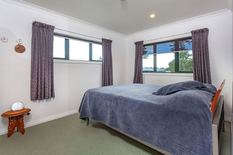 Photo of property in 83 Manaia Road, Tairua, 3508