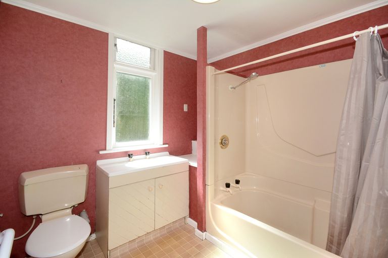 Photo of property in 37 Skibo Street, Kew, Dunedin, 9012