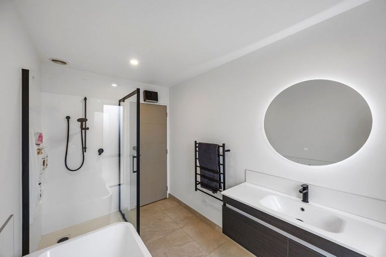 Photo of property in 20 Dray Place, Halswell, Christchurch, 8025