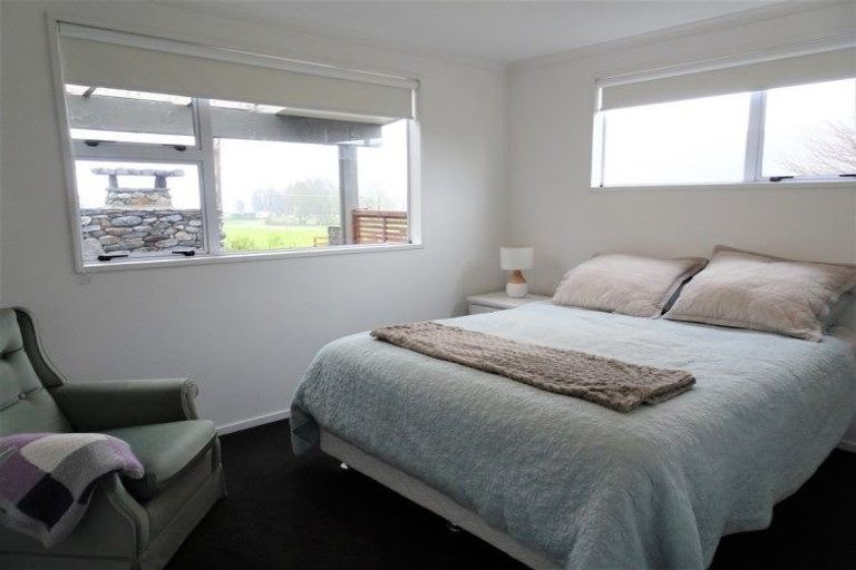 Photo of property in 2147 Lake Brunner Road, Inchbonnie, Kumara, 7875