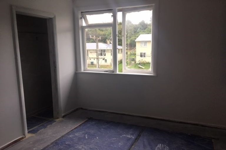 Photo of property in 163 Champion Street, Cannons Creek, Porirua, 5024